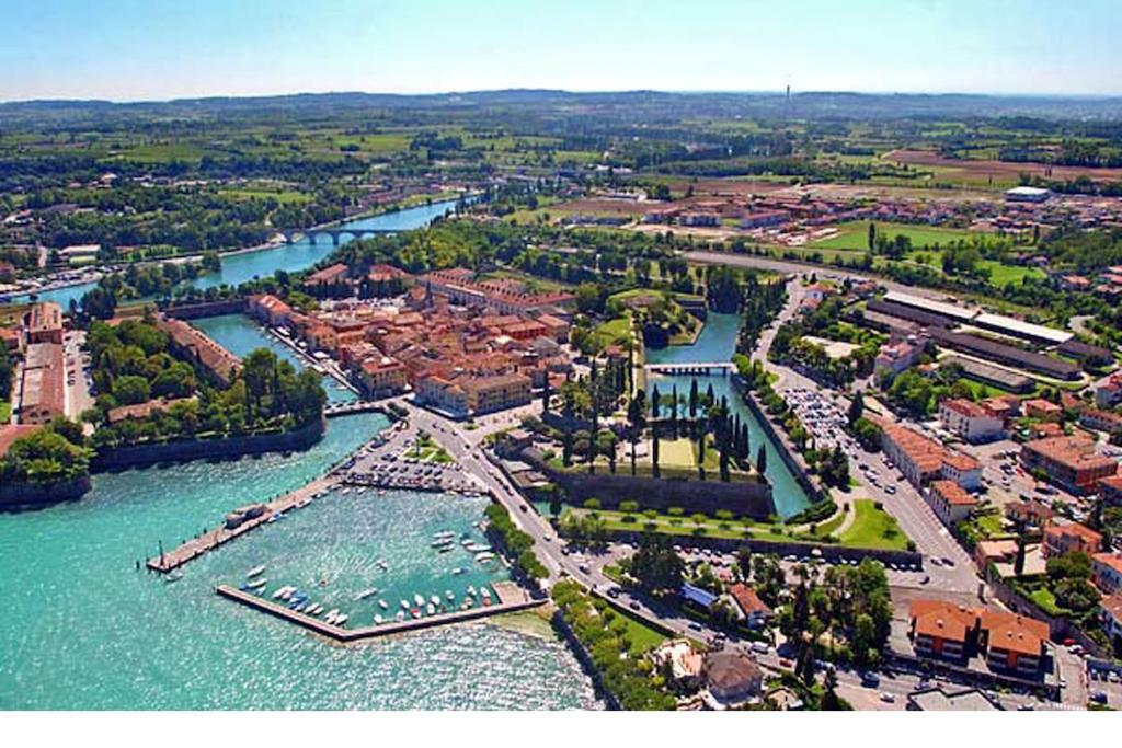 Apartment Giulia Castelnuovo del Garda Exteriér fotografie